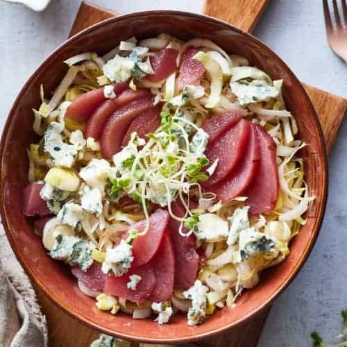 Endive salad with blue cheese